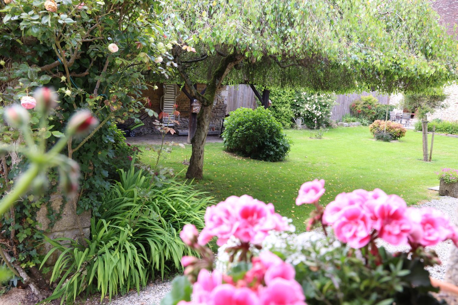 Chambre D'Hote Courtoux Saint-Denis-sur-Sarthon Luaran gambar